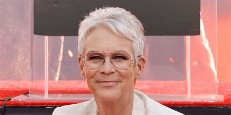 jamie lee curtis naked photos|Jamie Lee Curtis, 63, Poses Nude and in a Bathing Suit in NYT。